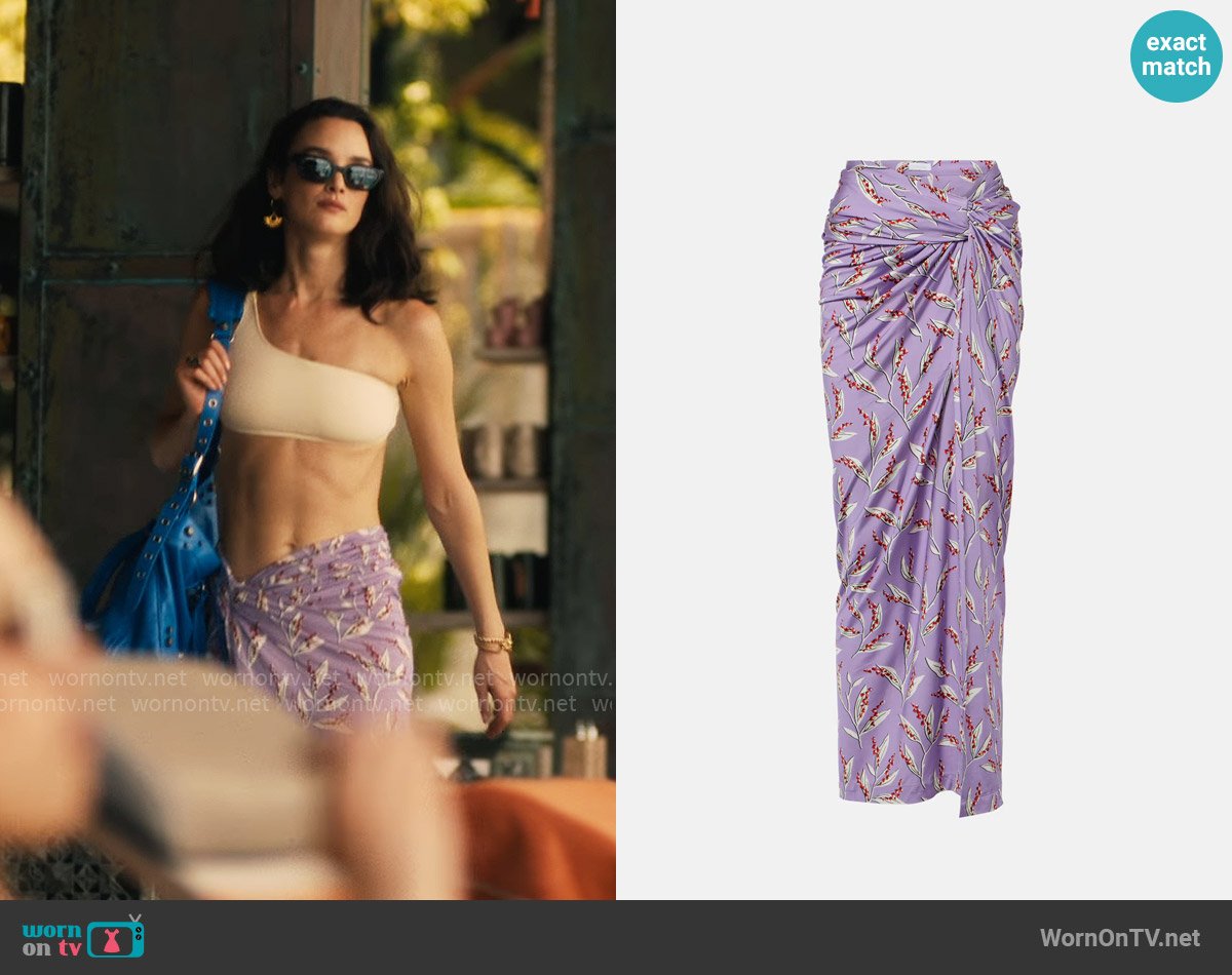 Chloe’s purple floral skirt on The White Lotus