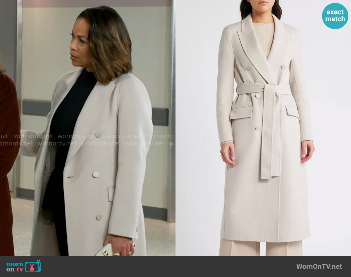 Reiss Maeve Coat in Neutral worn by Nicole Dupree Richardson (Daphnee Duplaix) on Beyond the Gates