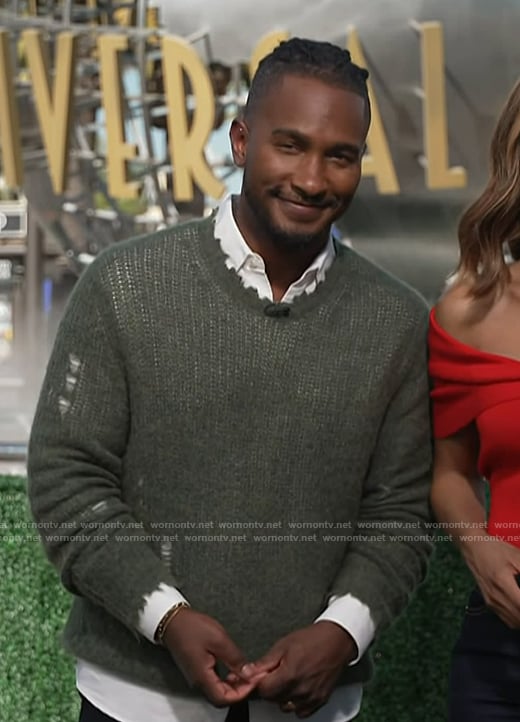 Scott's green distressed sweater on Access Hollywood