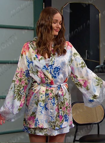 Stephanie’s white floral chemise and robe on Days of our Lives