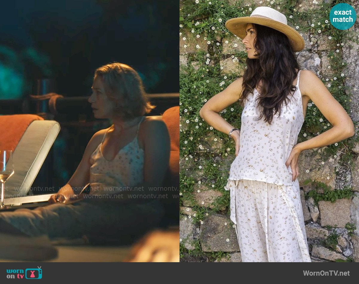 Tara Matthews Porticcio Silk Tank worn by Laurie (Carrie Coon) on The White Lotus