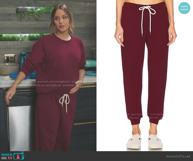 Jo’s red jogger pants on Greys Anatomy