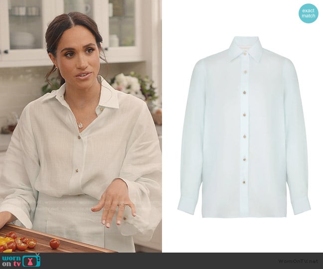 Meghan’s mint puff sleeve linen top on With Love, Meghan