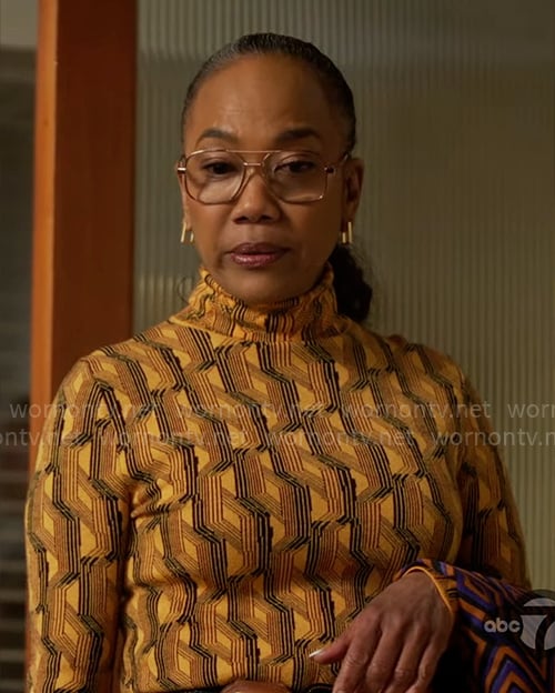 Amanda's yellow geometric print turtleneck top on Will Trent