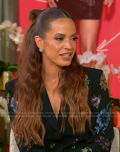 Elle Duncan’s black floral embellished blazer dress on Tamron Hall Show