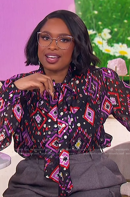 Jennifer’s geometric print tie neck blouse and pants on The Jennifer Hudson Show