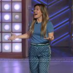 Kelly’s printed pants on The Kelly Clarkson Show