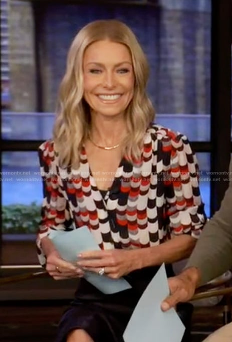 Kelly's abstract print shirt on Live with Kelly and Mark