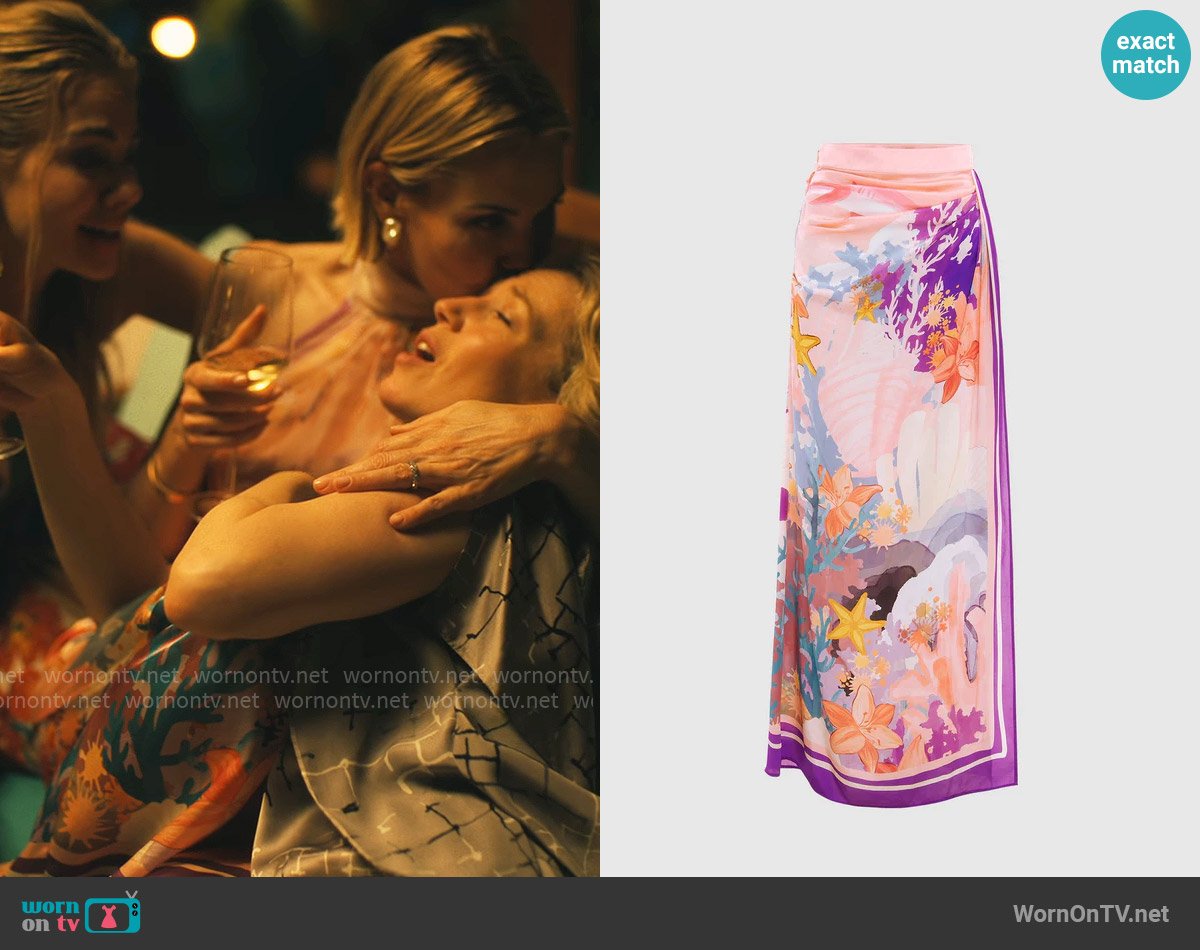 Leo Lin Estella Skirt in Neptune Print worn by Kate (Leslie Bibb) on The White Lotus