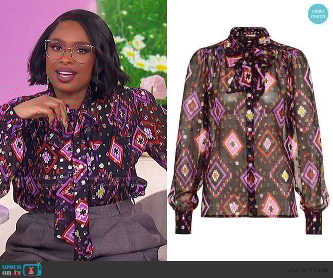 Maison Common Fil coupe printed silk blouse worn by Jennifer Hudson on The Jennifer Hudson Show