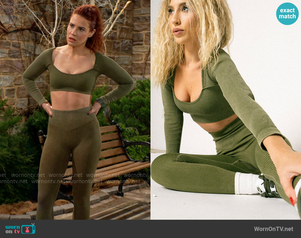By Oriana Collection Youngle Palm Leggings worn by Sally Spectra (Courtney Hope) on The Young and the Restless