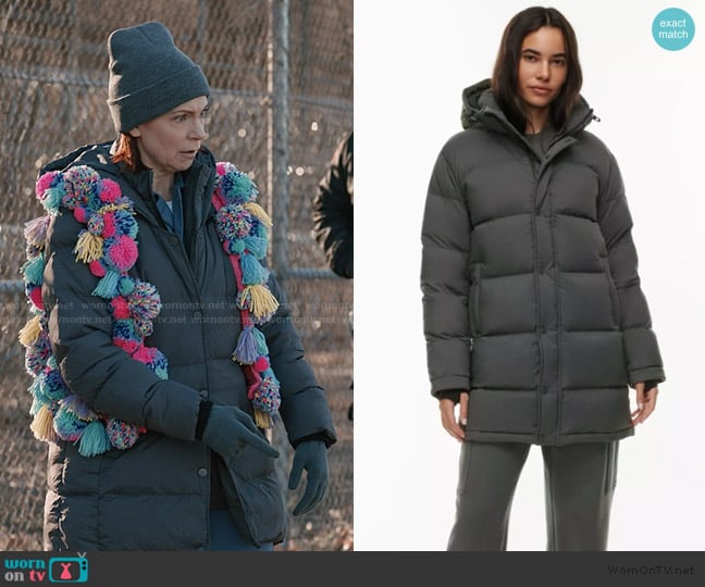 Aritzia The Super Puff The Original Jacket worn by Elsbeth Tascioni (Carrie Preston) on Elsbeth