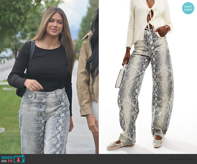 Bershka Balloon jeans in snakeskin print worn by Demi Engemann on The Secret Lives of Mormon Wives