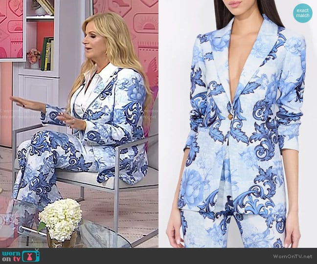 Alice + Olivia Breann Blazer in Scroll Symphony worn by Trisha Yearwood on Today