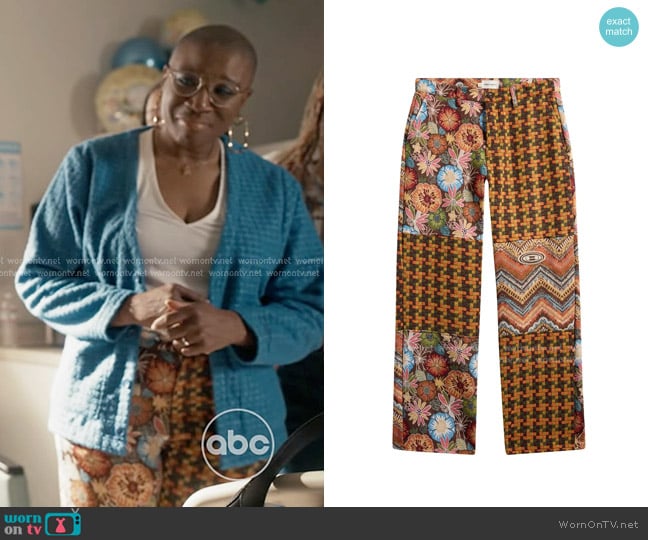 Hen’s patchwork pants on 9-1-1