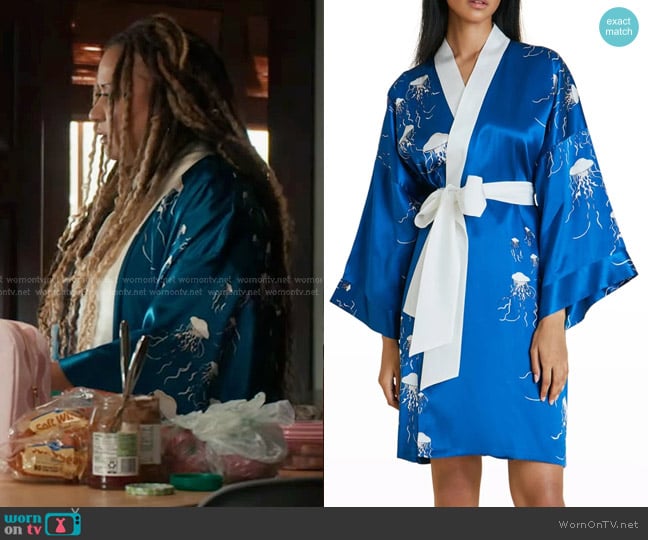 Olivia von Halle Jellyfish-Print Silk Robe worn by Karen Wilson (Tracie Thoms) on 9-1-1