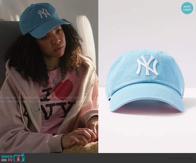 47 NY Clean Up Baseball Hat worn by Mishi Duplessis (Tais Vinolo) on Etoile