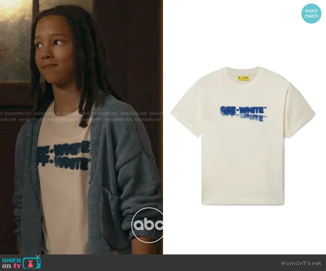 Off-White Arrow Faded cotton T-shirt worn by Denny Wilson (Declan Pratt) on 9-1-1