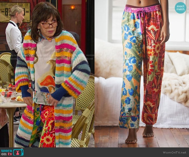 Roeqiya Fris Garden Bloom Flannel Pajama Pants worn by Susan Banks (Stacy Haiduk) on Days of our Lives