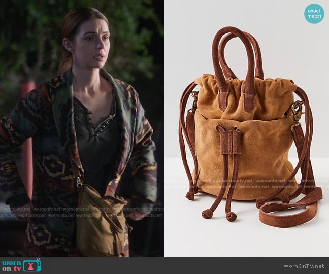 Free People Scout Slouchy Crossbody Bag worn by Jules Millin (Adelaide Kane) on Greys Anatomy