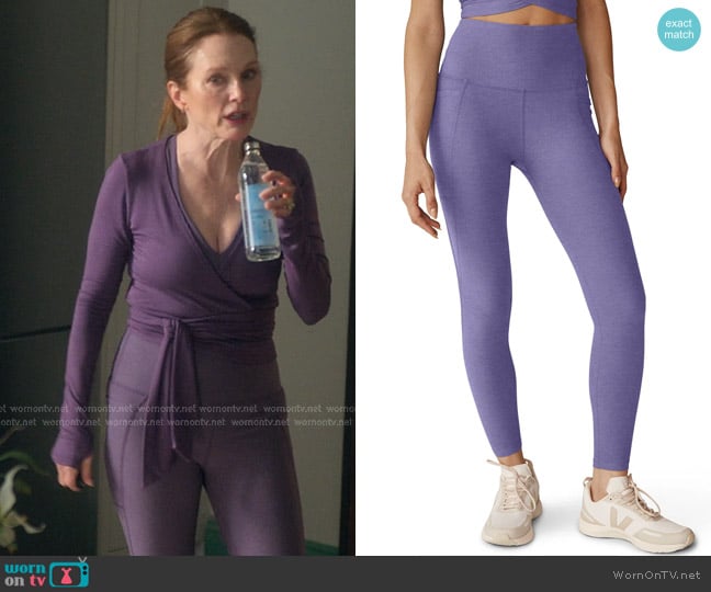Beyond Yoga Spacedye Out Of Pocket High Waisted 7/8 Yoga Leggings in Indigo Heather worn by Michaela Kell (Julianne Moore) on Sirens