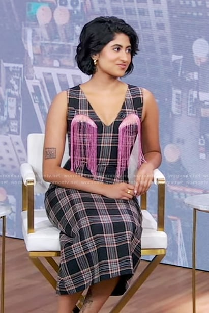 Amita Rao’s black plaid dress on Good Morning America