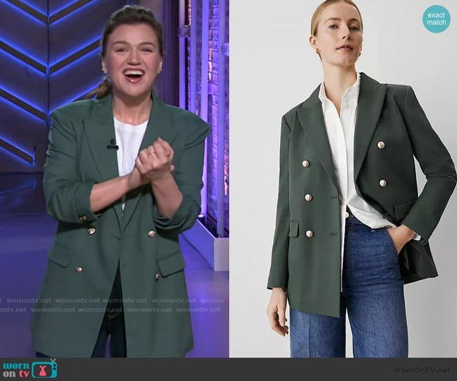 Ann Taylor Modern Blazer worn by Kelly Clarkson on The Kelly Clarkson Show