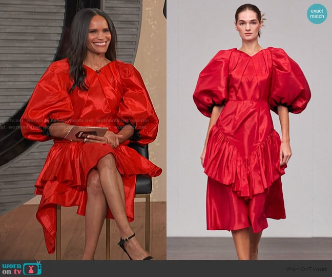 April and Alex 2025 Spring Collection worn by Amanda Garrigus on E! News