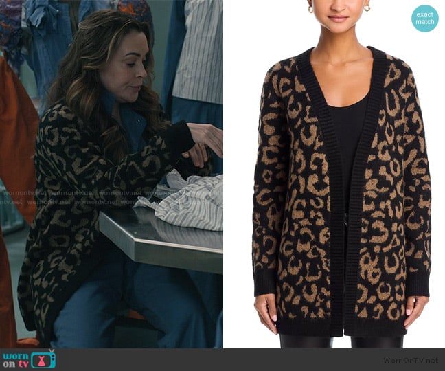 Aqua Leopard Open Front Cardigan worn by Pupetta ( Alyssa Milano) on Elsbeth