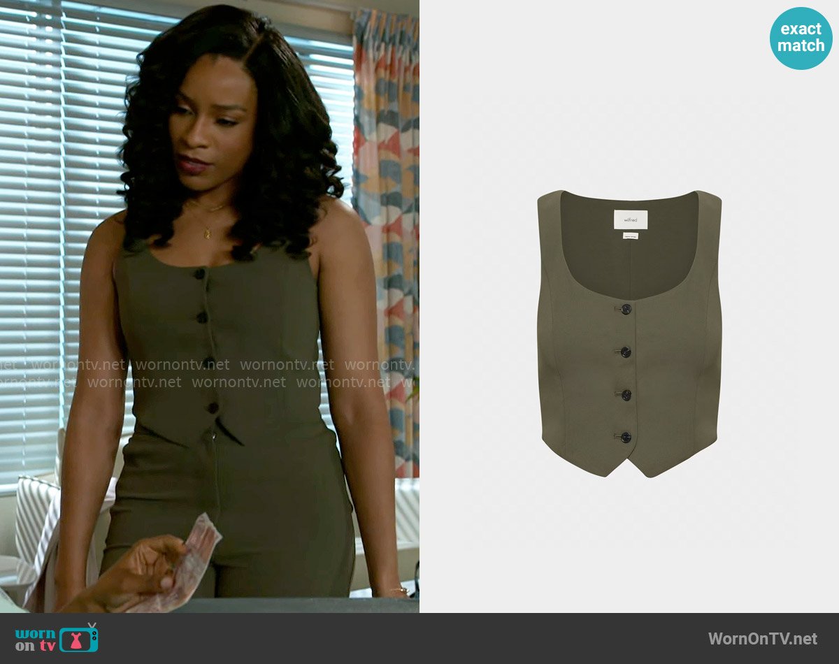 Wilfred at Aritzia Rocco Vest in Dark Olive worn by Naomi Hamilton Hawthorne (Arielle Prepetit) on Beyond the Gates