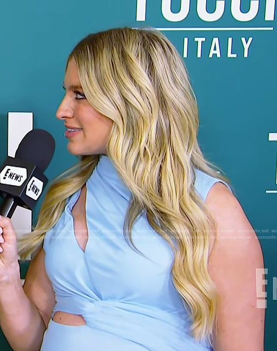 Ashley’s blue cutout dress on E! News