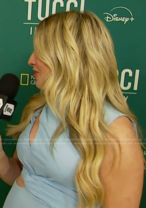 Ashley’s blue cutout dress on E! News