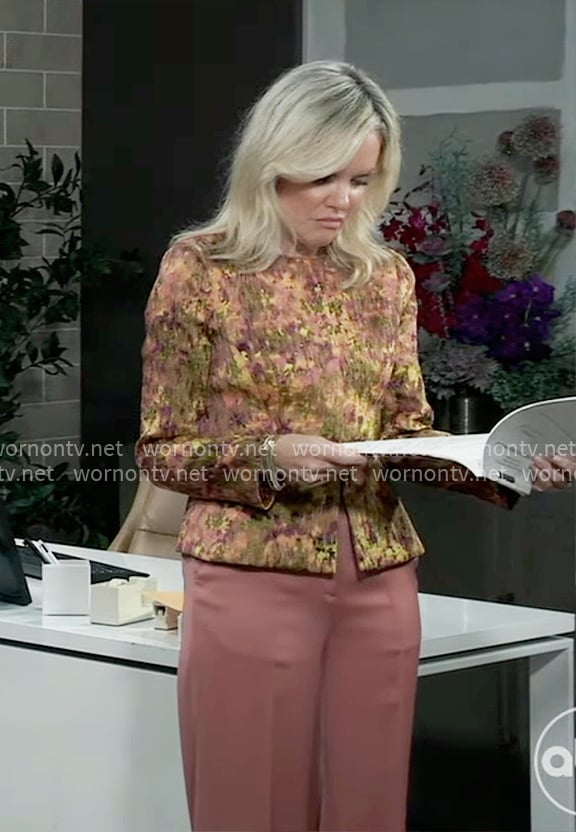 Ava's printed jacket on General Hospital
