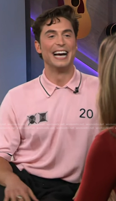 Benito Skinner's pink polo shirt on The Kelly Clarkson Show
