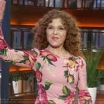Bernadette Peters’s pink floral print dress on The Kelly Clarkson Show