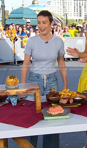 Brie Larson’s drawstring waist jeans on Today