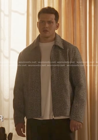 Buck’s black striped zip jacket on 9-1-1