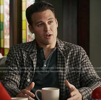 Eddie's grey plaid shirt on 9-1-1