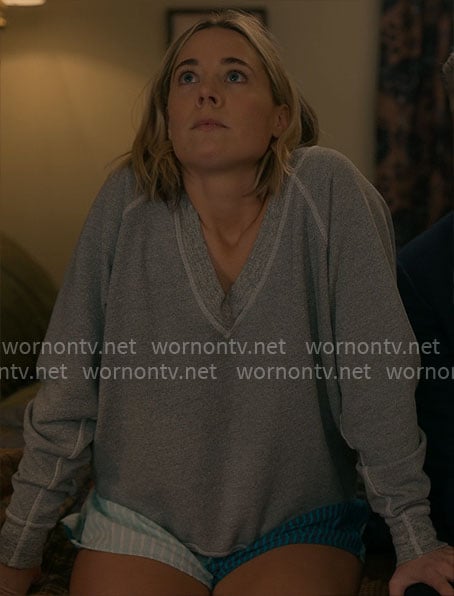 Ginny's grey v-neck sweatshirt on The Four Seasons