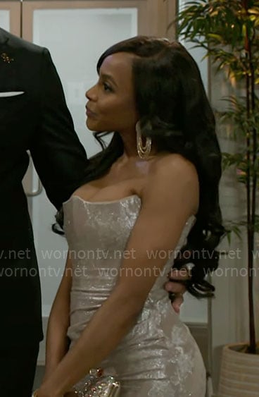 Hayley's strapless corset dress on Beyond the Gates