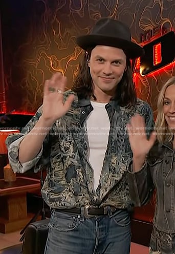 James Bay’s printed denim shirt on The Voice