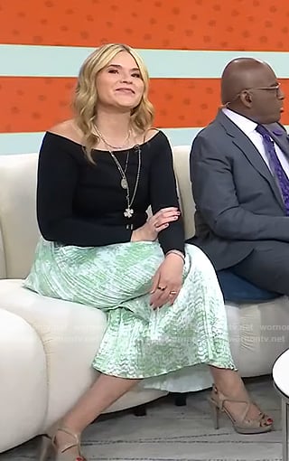 Jenna's beige leather heel sandals on Today