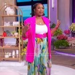 Jennifer’s floral pleated wide leg pants on The Jennifer Hudson Show