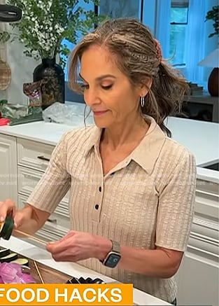 Joy’s beige ribbed polo on Today