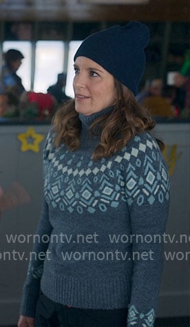 Kate's blue fair isle print sweater on The Four Seasons