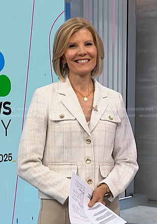 Kate Snow's white tweed jacket on NBC News Daily