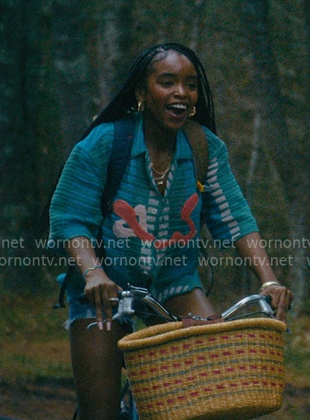 Keisha’s green crochet shirt, pink wrap bikini and denim shorts on Forever