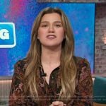 Kelly’s black paisley print blouse on The Kelly Clarkson Show