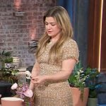 Kelly’s gold tweed mini dress on The Kelly Clarkson Show