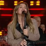 Kelly’s mixed media romper on The Kelly Clarkson Show